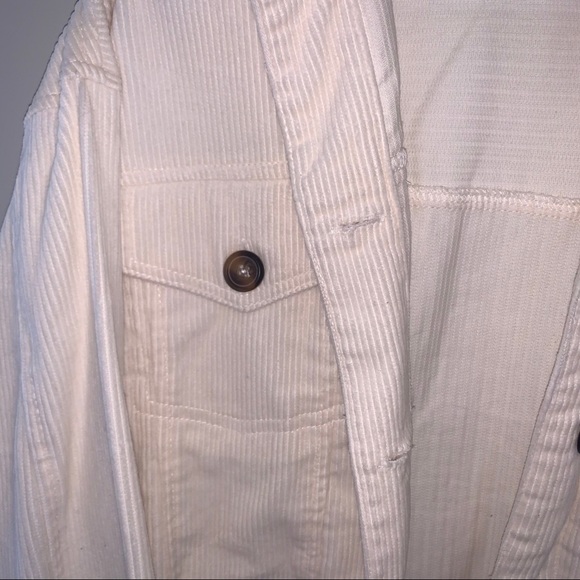 Corridor Cream Jacket - Picture 2 of 3